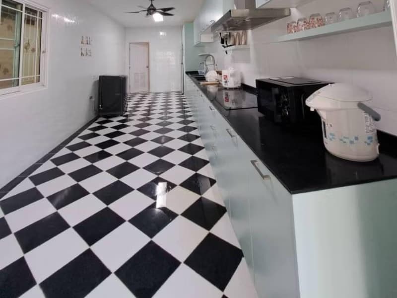 5 Bed House for Rent and Sale in Mueang Chiang Mai
