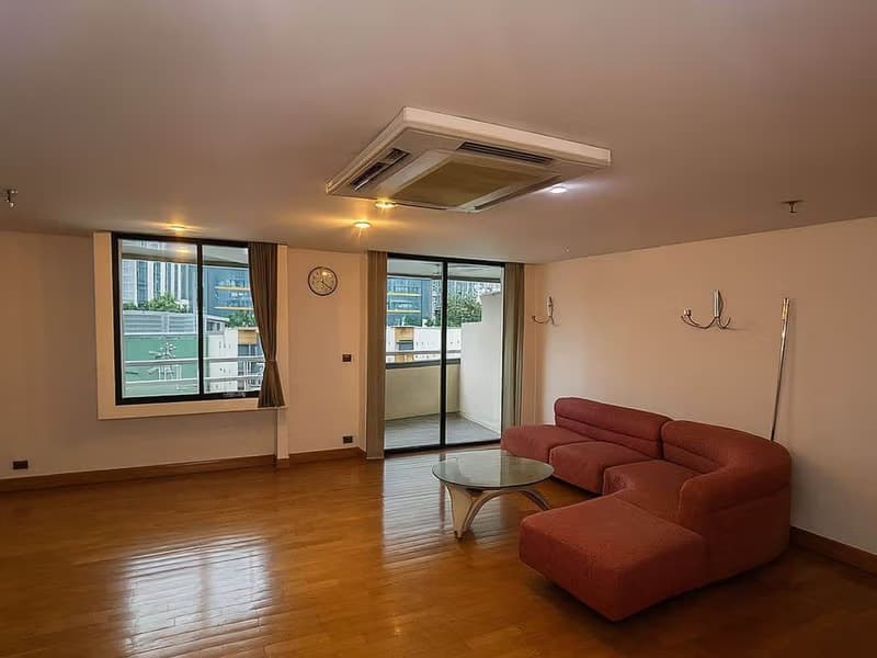 2 Bed Condo for Sale in Watthana