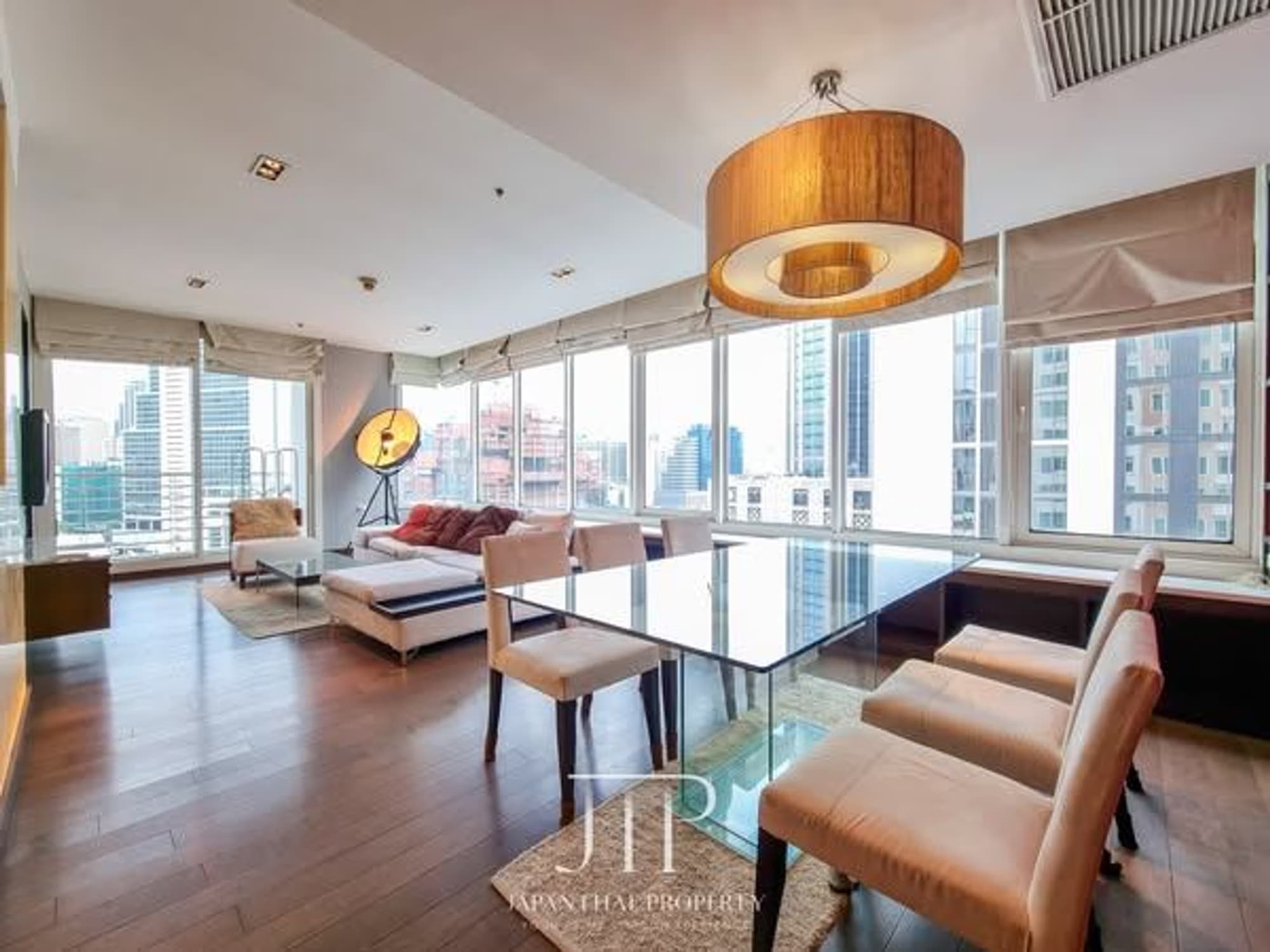3 Bed Condo for Rent and Sale in Khlong Toei - Image 2