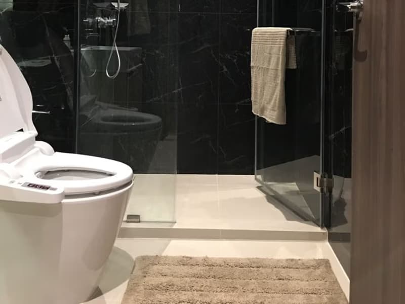 1 Bed Condo for Rent and Sale in Bang Rak