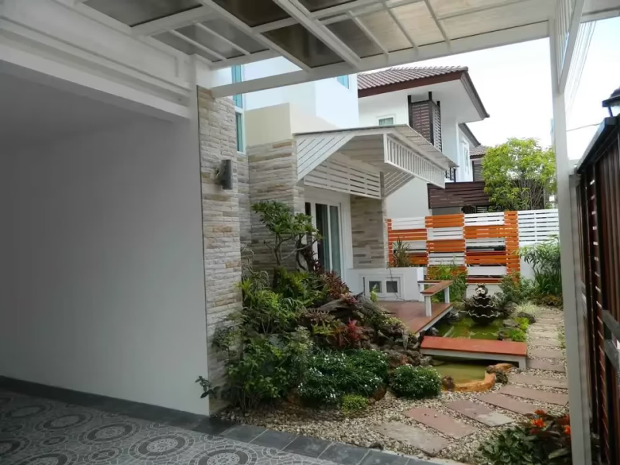 3 Bedroom House - Image 9