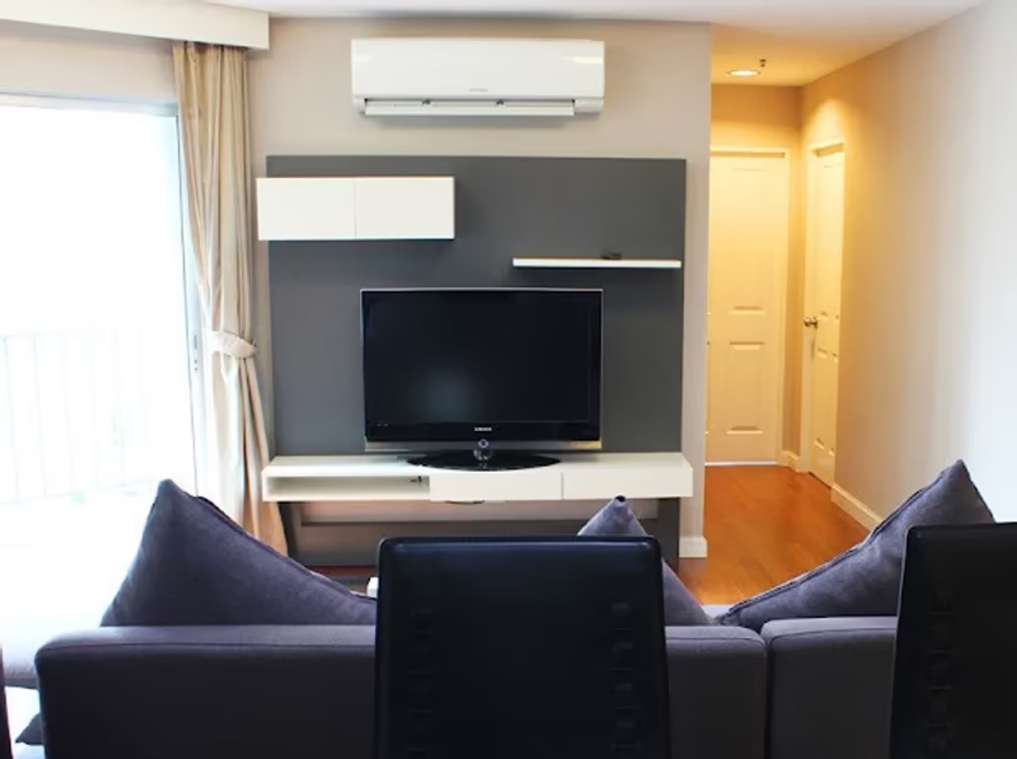 Condo for Rent at Belle Grand Rama 9 - Image 2