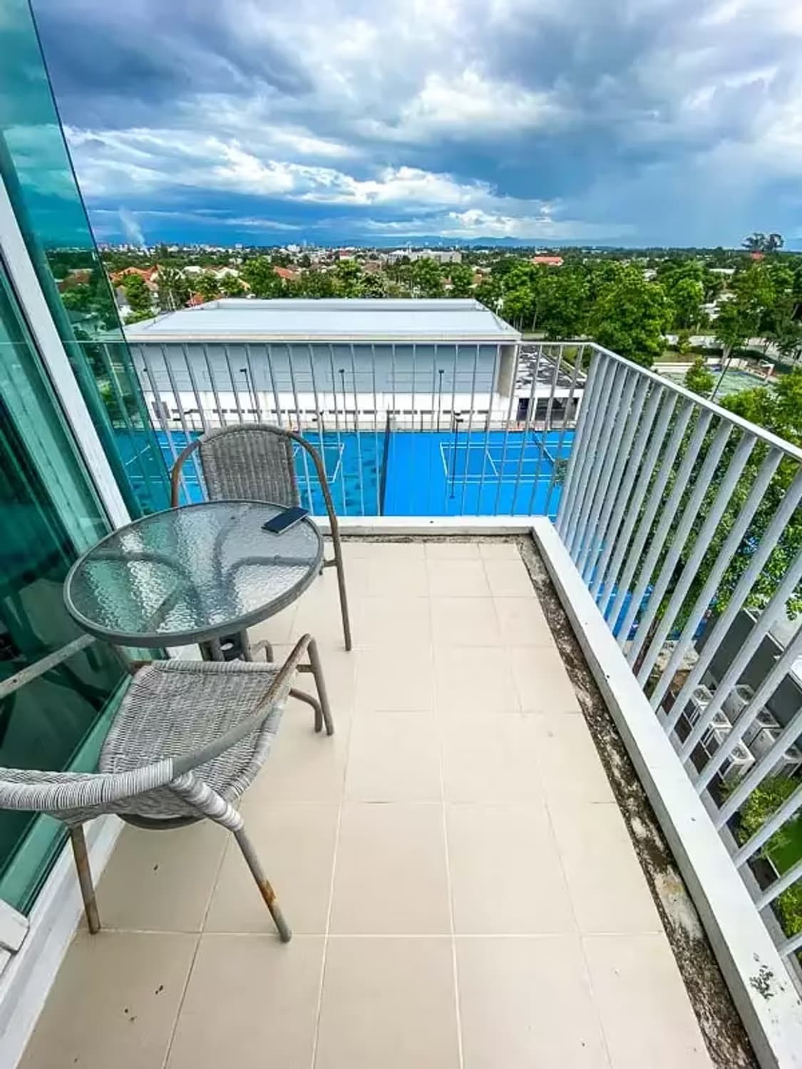 1 Bedroom Condo - Image 10