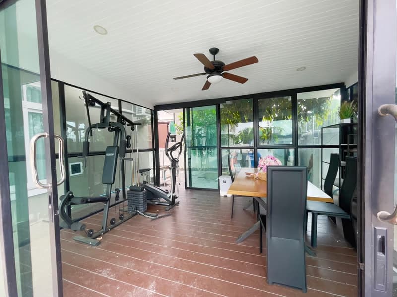 4 Bed House for Rent in San Kamphaeng