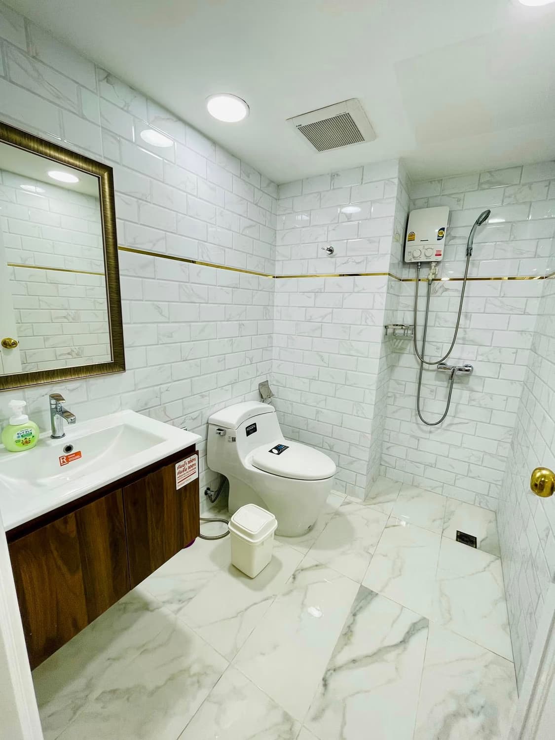 2 ห้องนอน Condo สำหรับ ขาย ใน สวนหลวง - Image 8