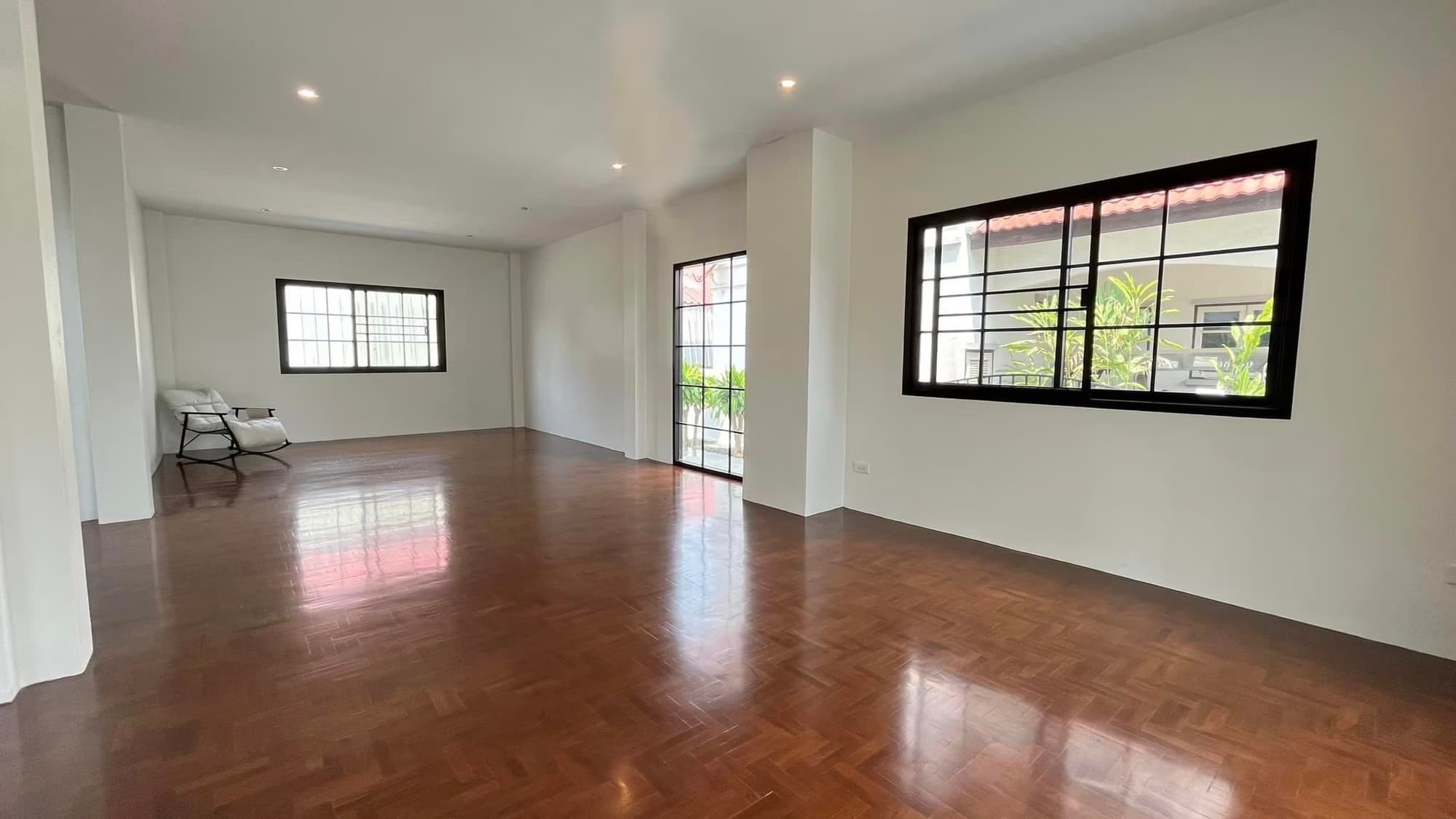 House for Sale at Phimuk 1 - Image 6