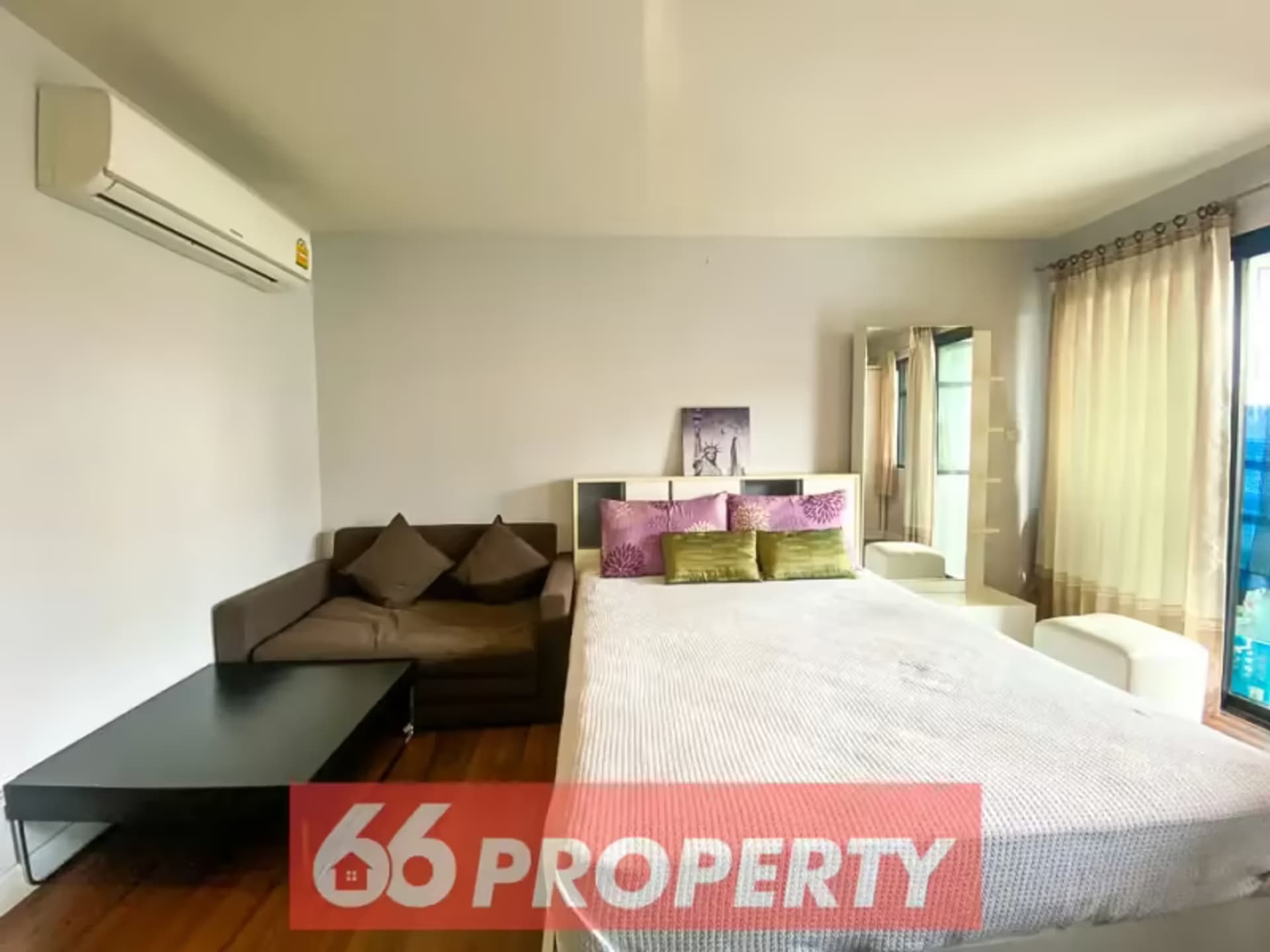 1 Bedroom Condo - Image 1