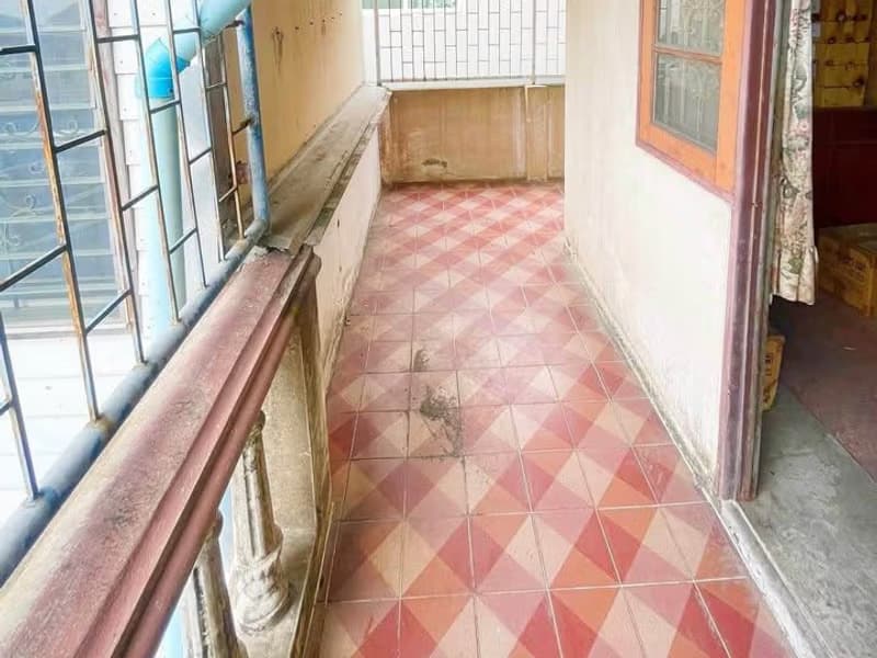 8 Bed House for Sale in Mueang Samut Prakan