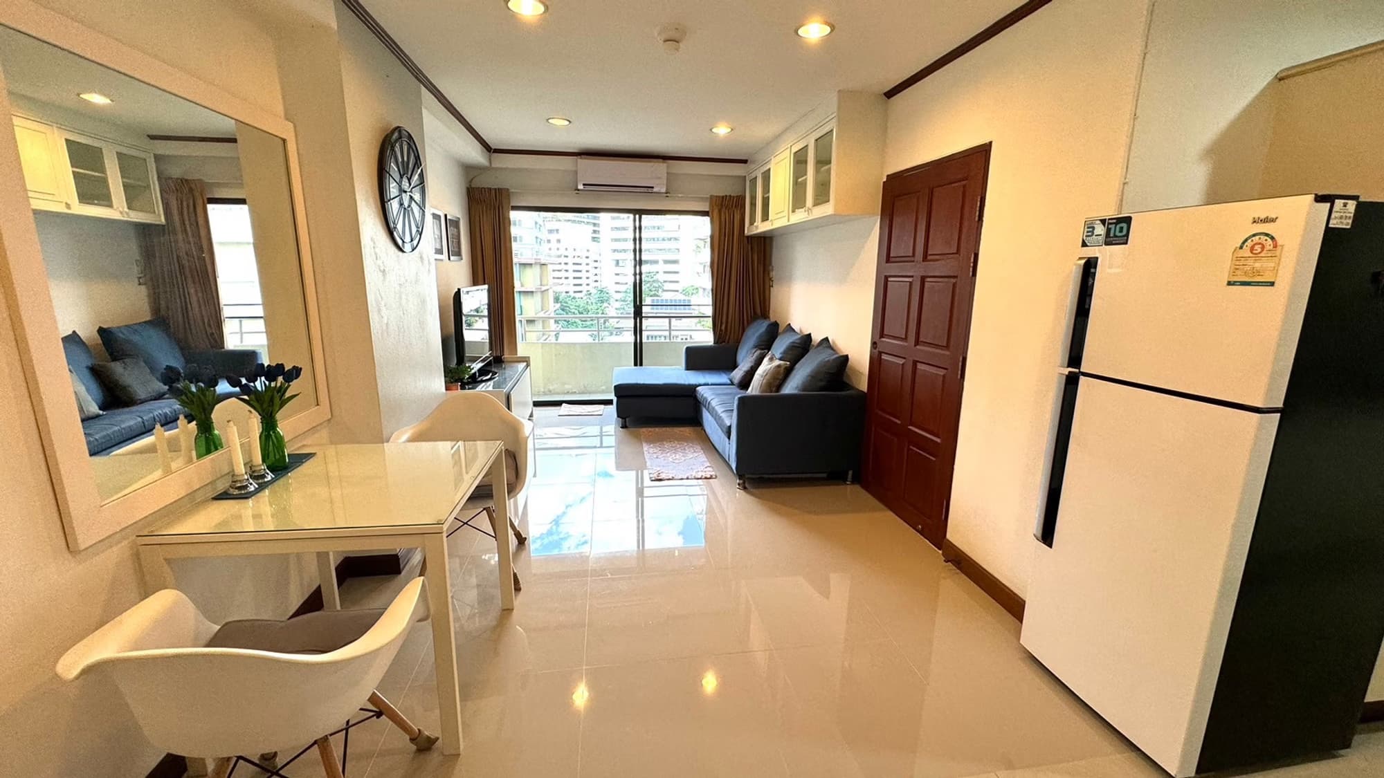 Condo for Rent at Saranjai Mansion - Image 7
