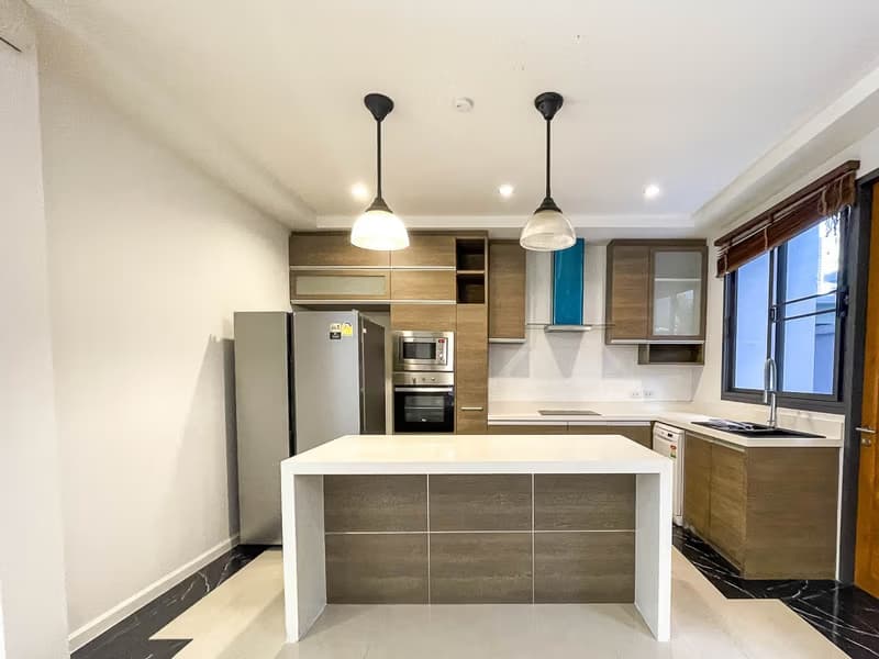 House for Rent at Baan Sansabai @Lassale