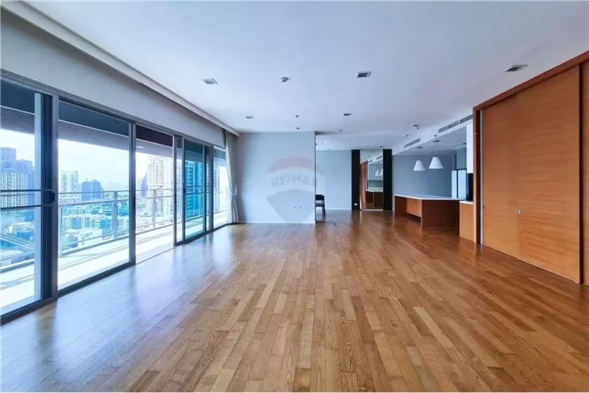 3 Bedroom Condo - Image 2