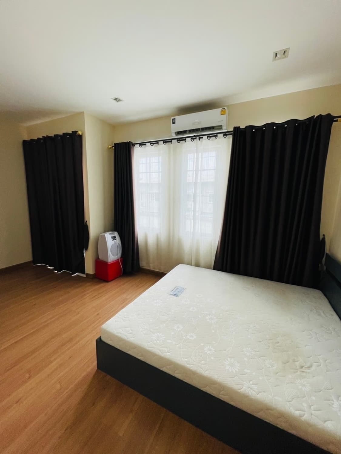 4 Bed House for Sale in Prawet - Image 4