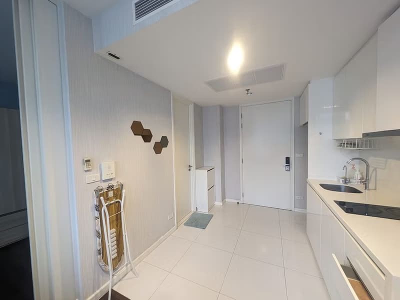 1 Bed Condo for Rent and Sale in Sathon
