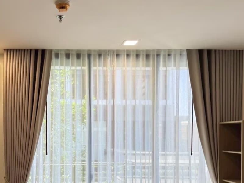 Studio Condo for Rent in Phaya Thai