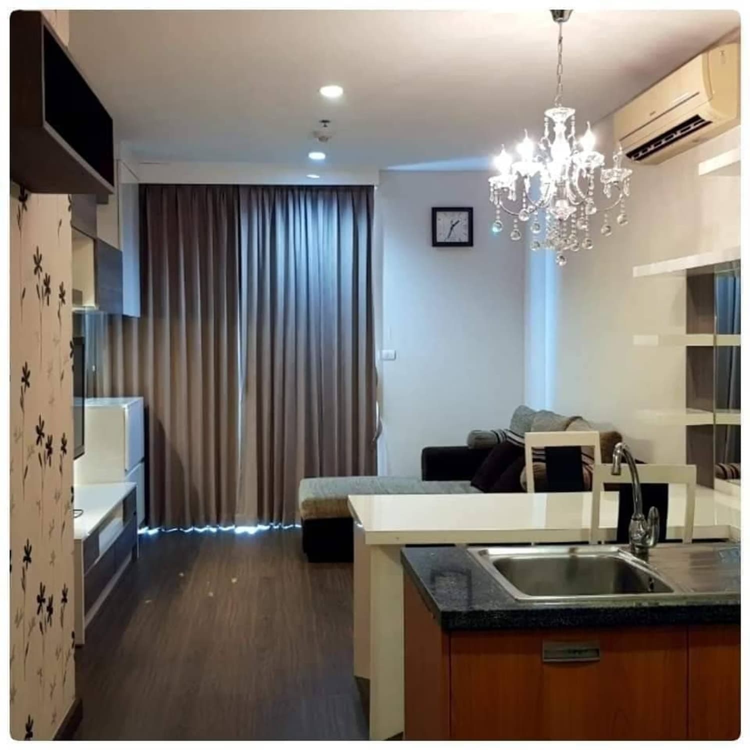 Condo for Rent at Villa Sathon - Image 1