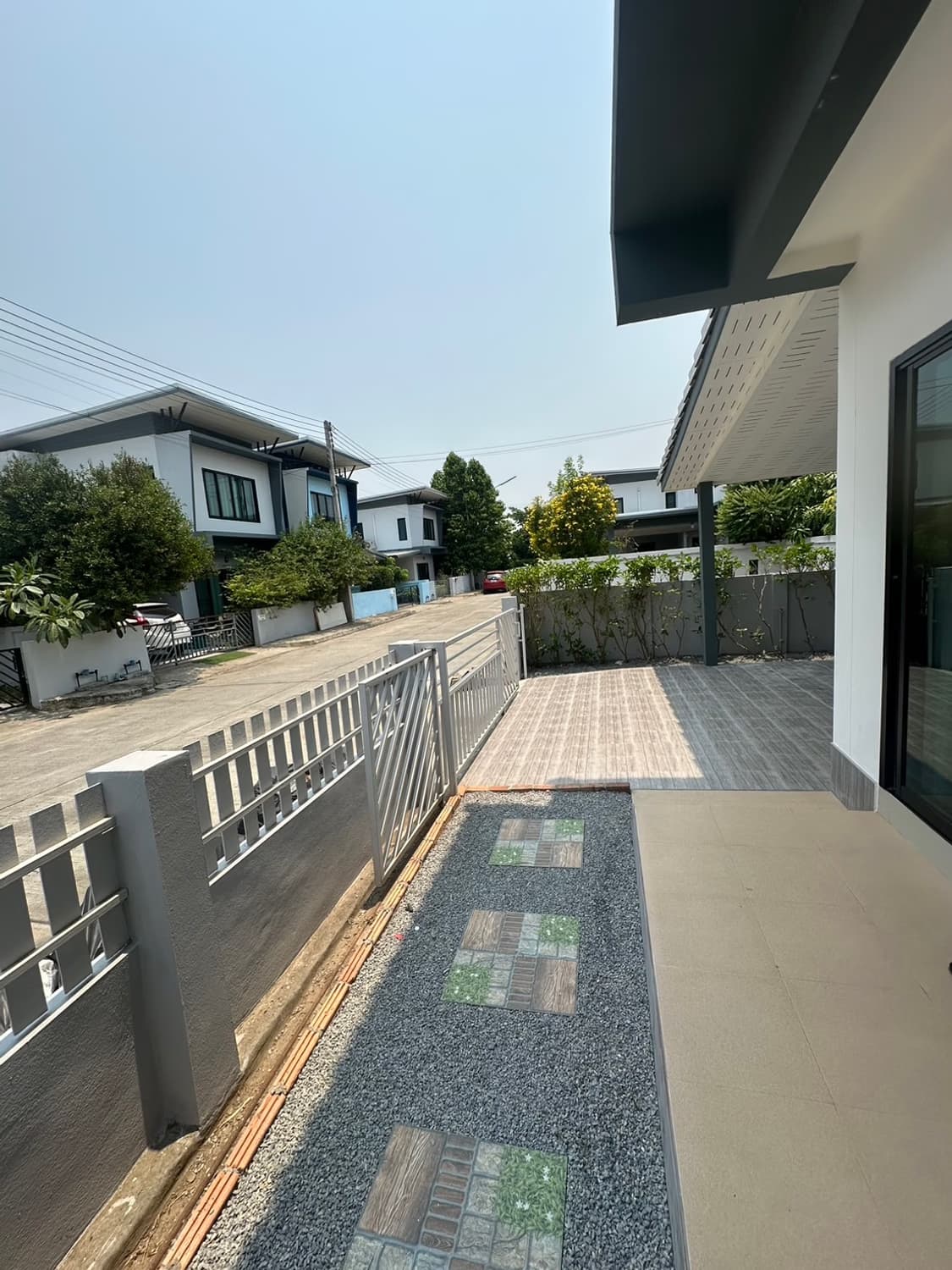 3 Bed House for Rent in Hang Dong - Image 8