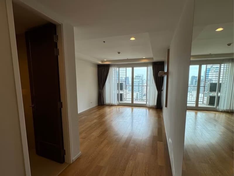 3 Bed Condo for Sale in Watthana