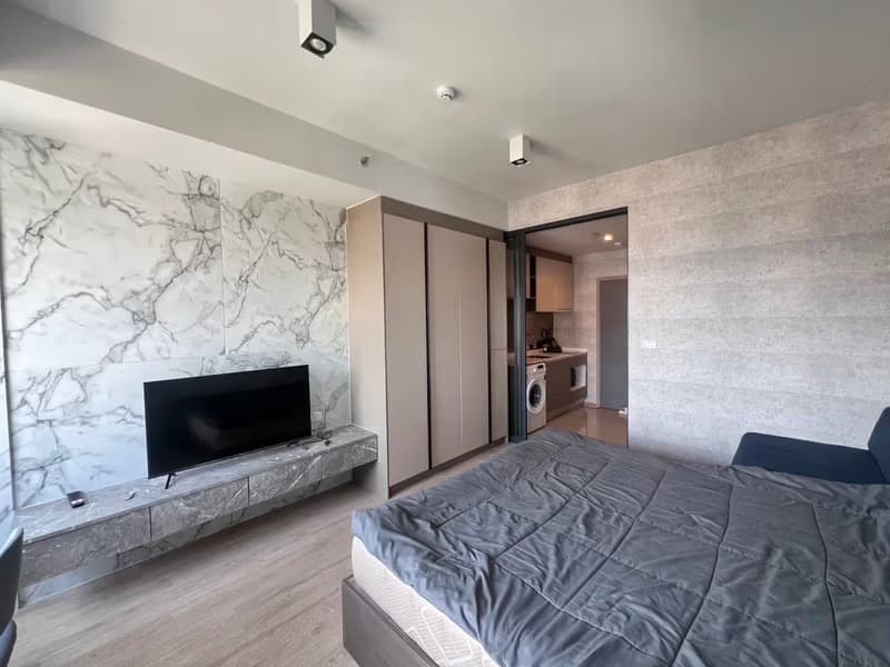 Condo for Rent at Ideo Rama 9 - Asoke