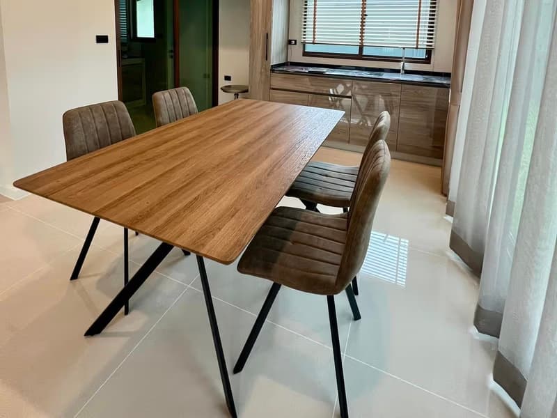 4 Bed House for Rent in Bang Kapi