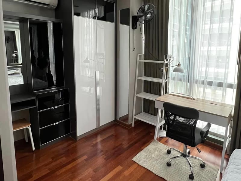 Condo for Rent at Noble State 39