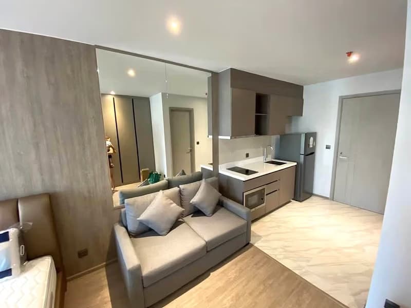Studio Condo for Rent and Sale in Watthana