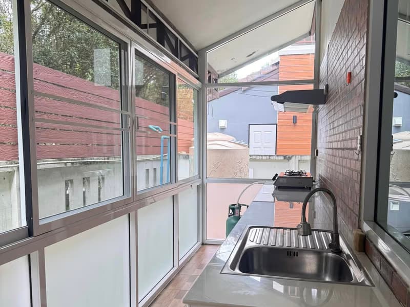4 Bed House for Rent in Mueang Chiang Mai