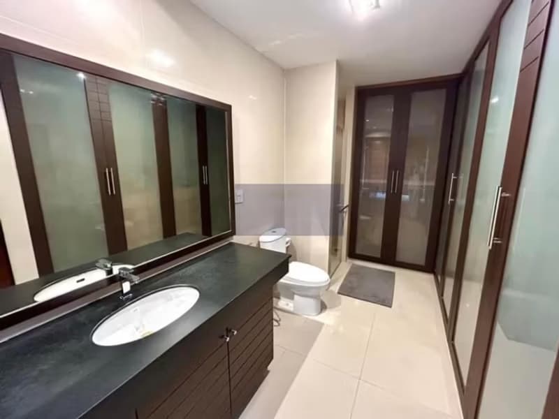 Condo for Rent at Noble Ora