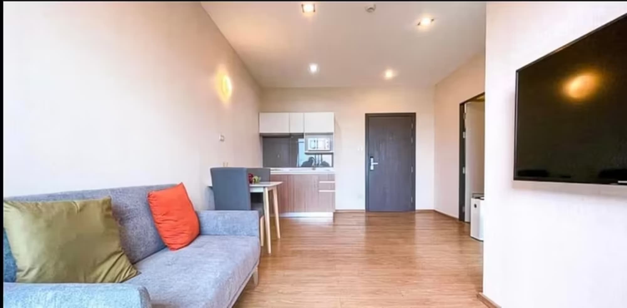 1 Bedroom Condo - Image 2