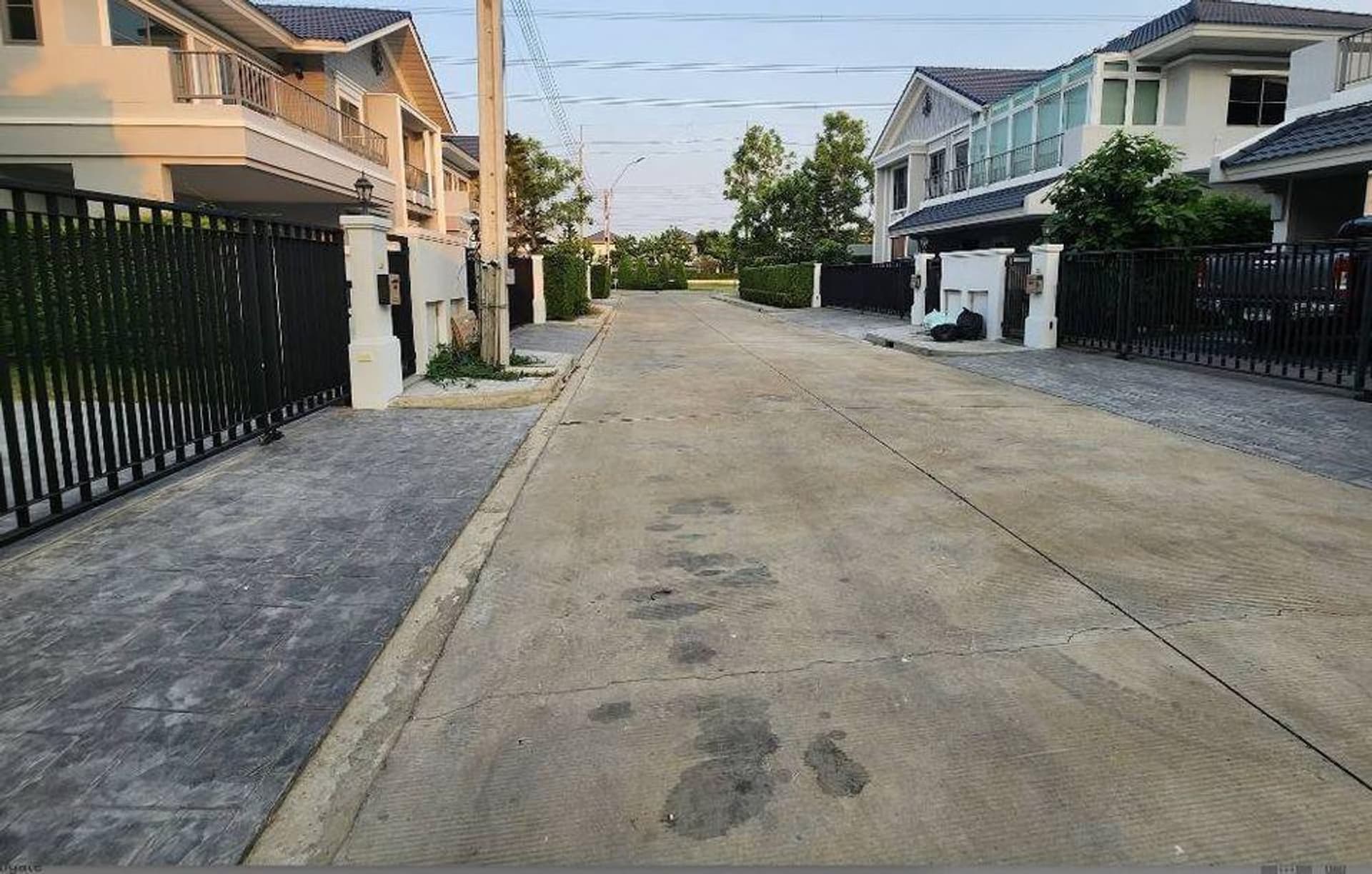4 Bedroom House - Image 20