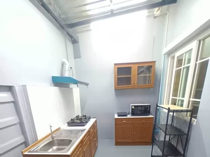 Townhouse for Rent at Golden Town RuamChok