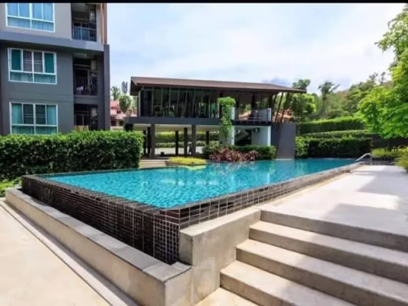 1 Bedroom Condo