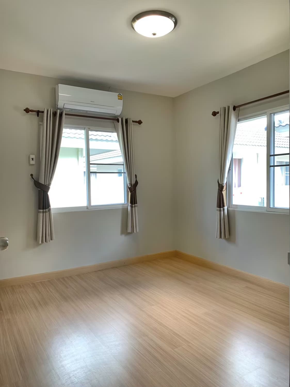 Studio for Sale in  - Image 11