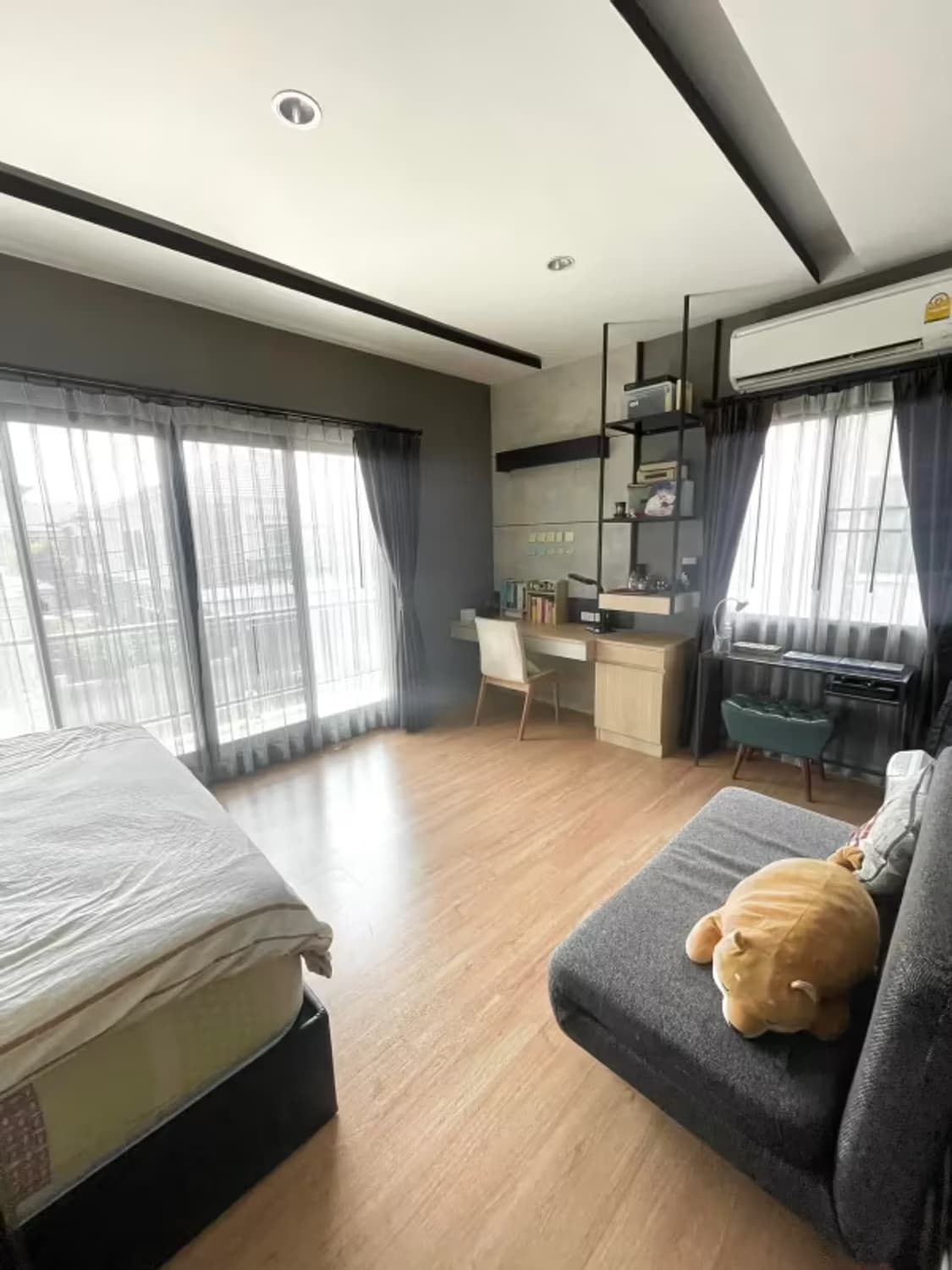 4 Bedroom House - Image 16