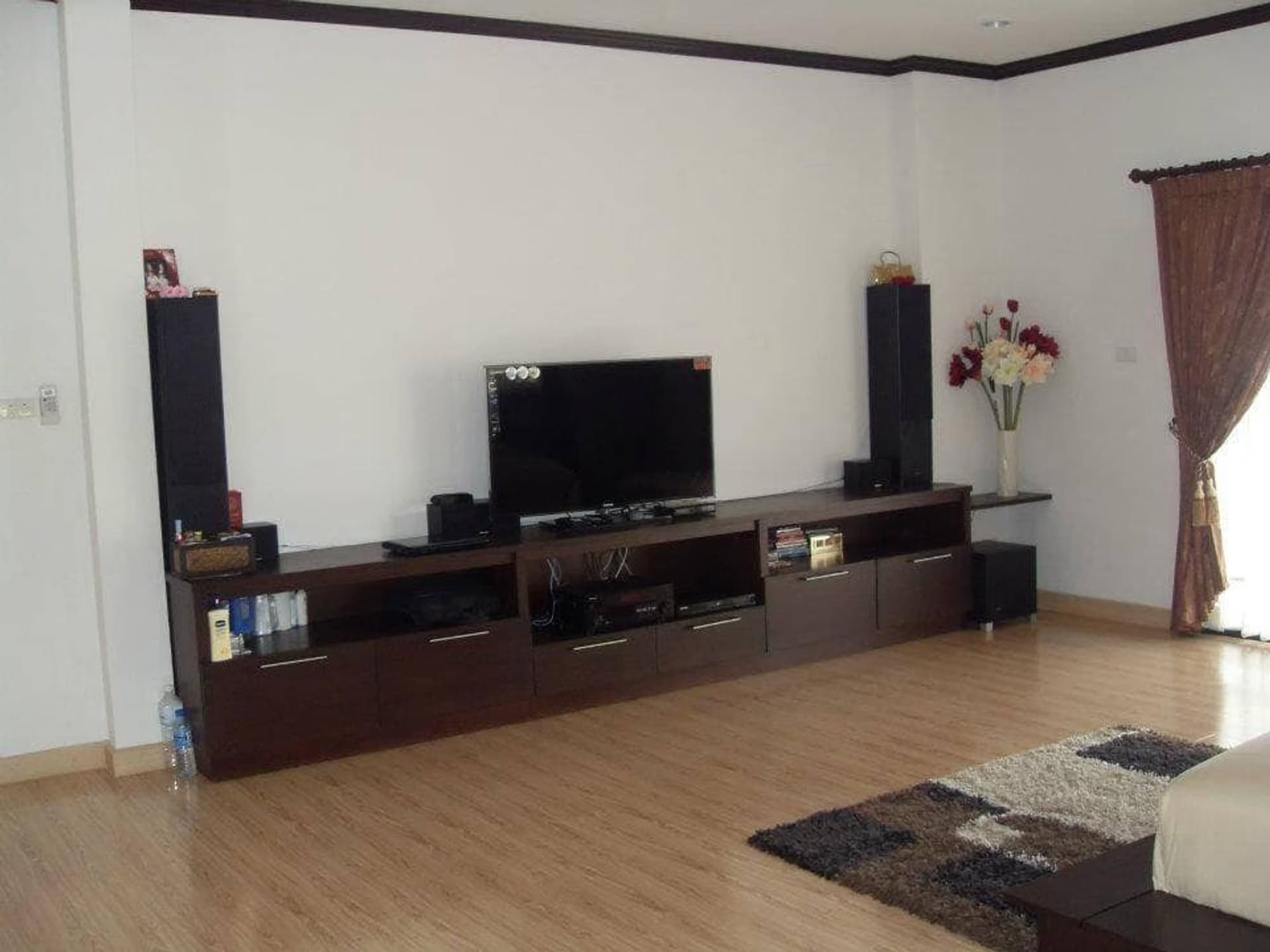 4 Bed House for Sale in Saraphi - Image 3