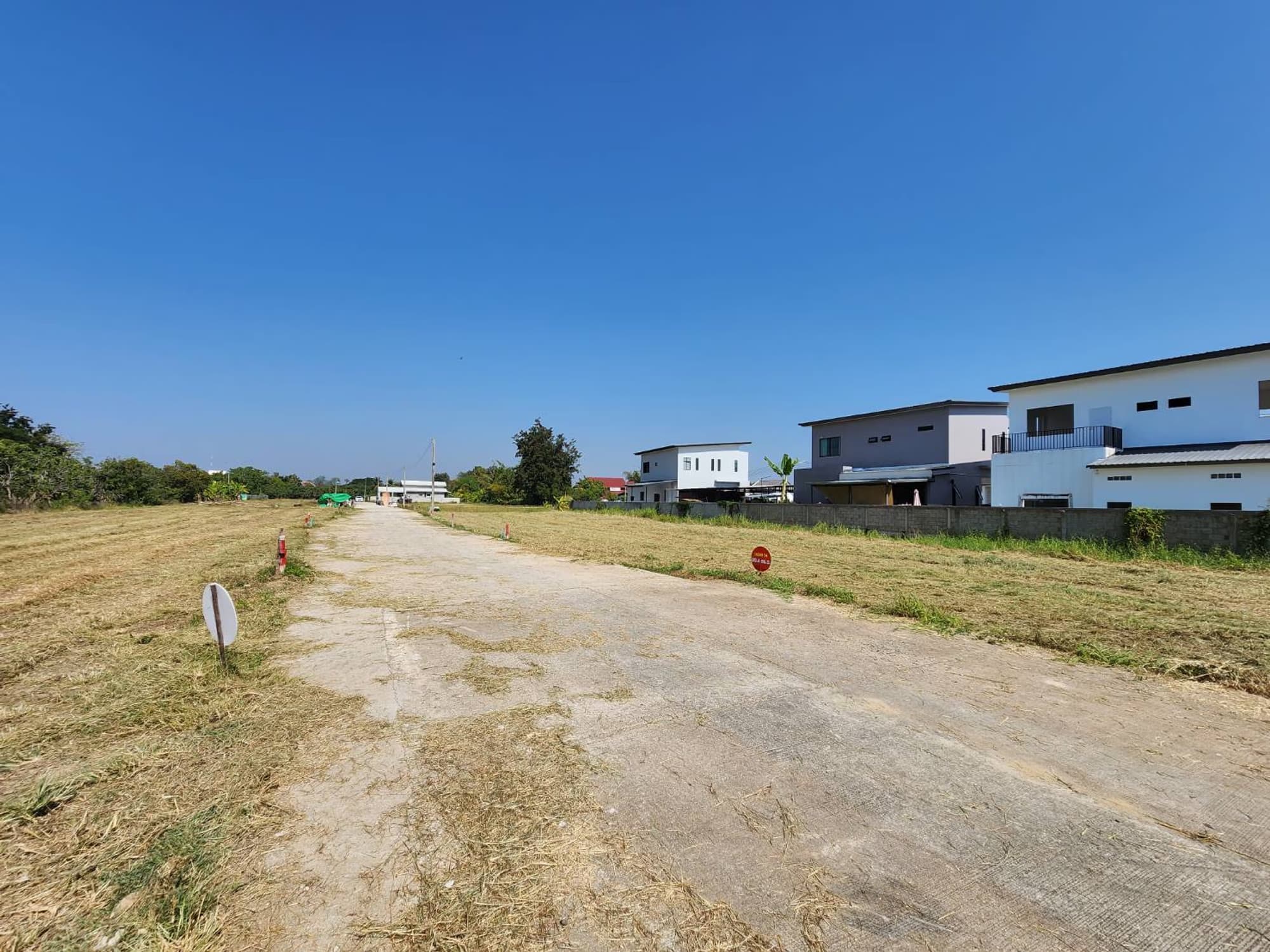  Land for Sale in Saraphi - Image 3