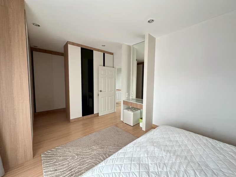 4 Bed House for Rent in Hang Dong