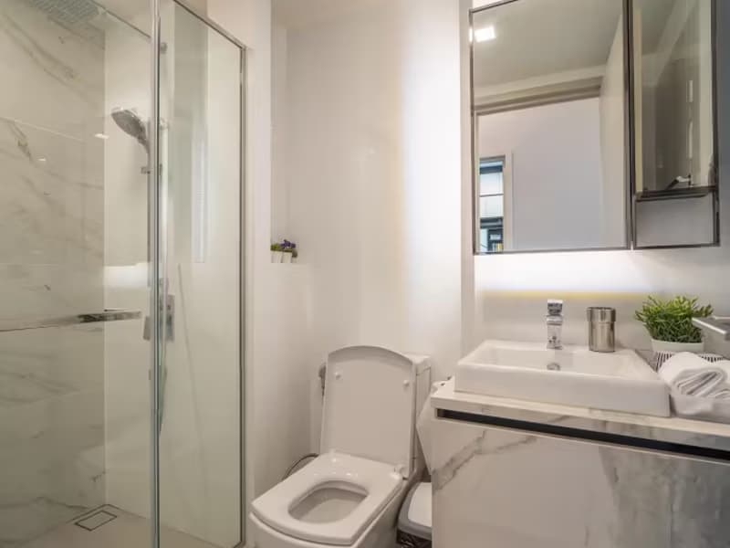 1 Bedroom Condo