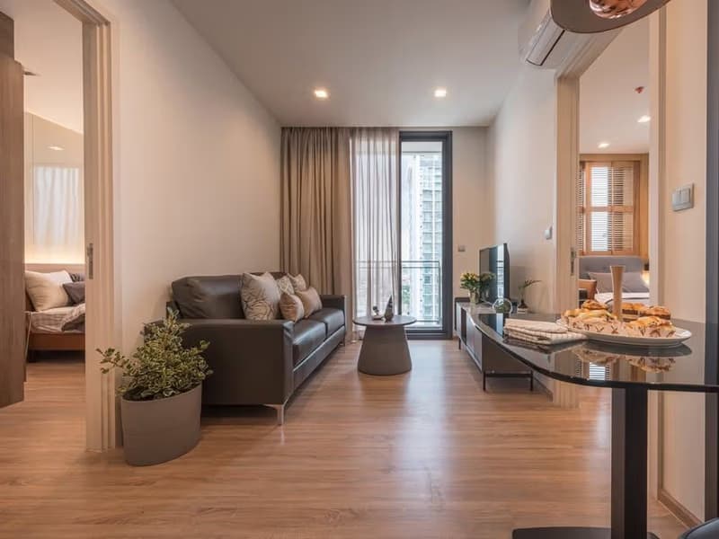 2 Bed Condo for Rent in Phaya Thai