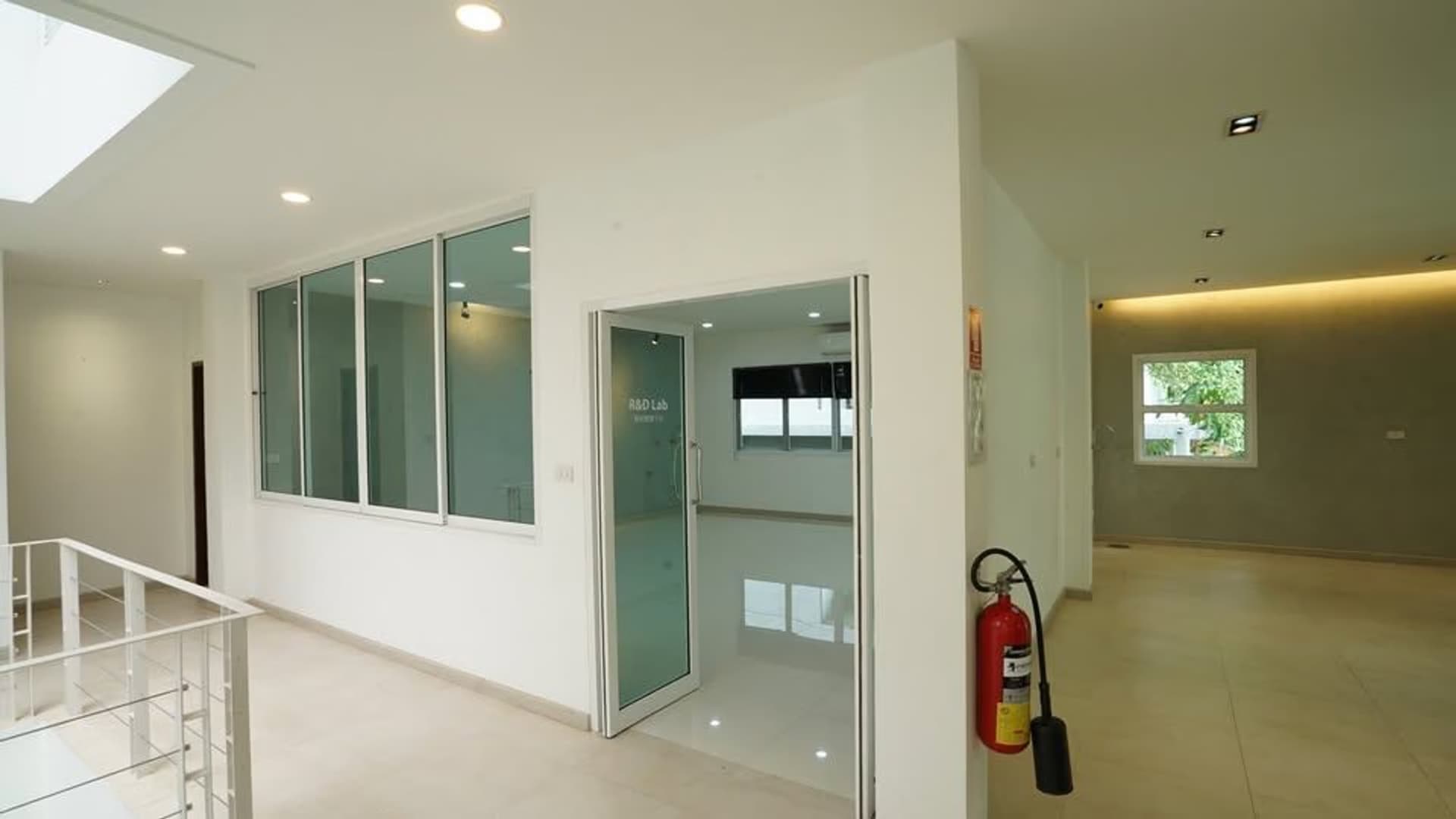 3 卧室 商业 用于 出售 在 Mueang Chiang Mai - Image 14