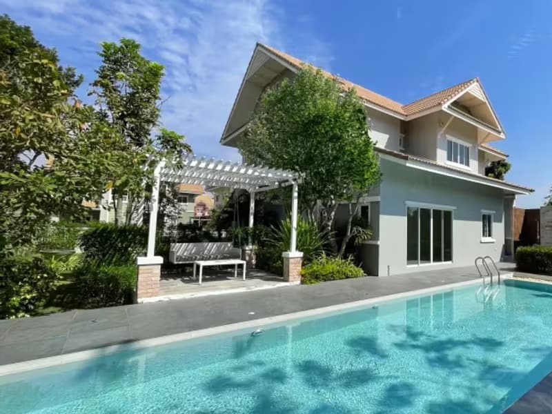 4 Bedroom House