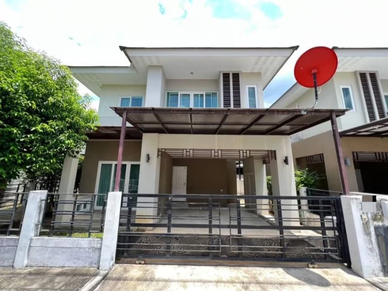 3 Bed House for Rent in Saraphi