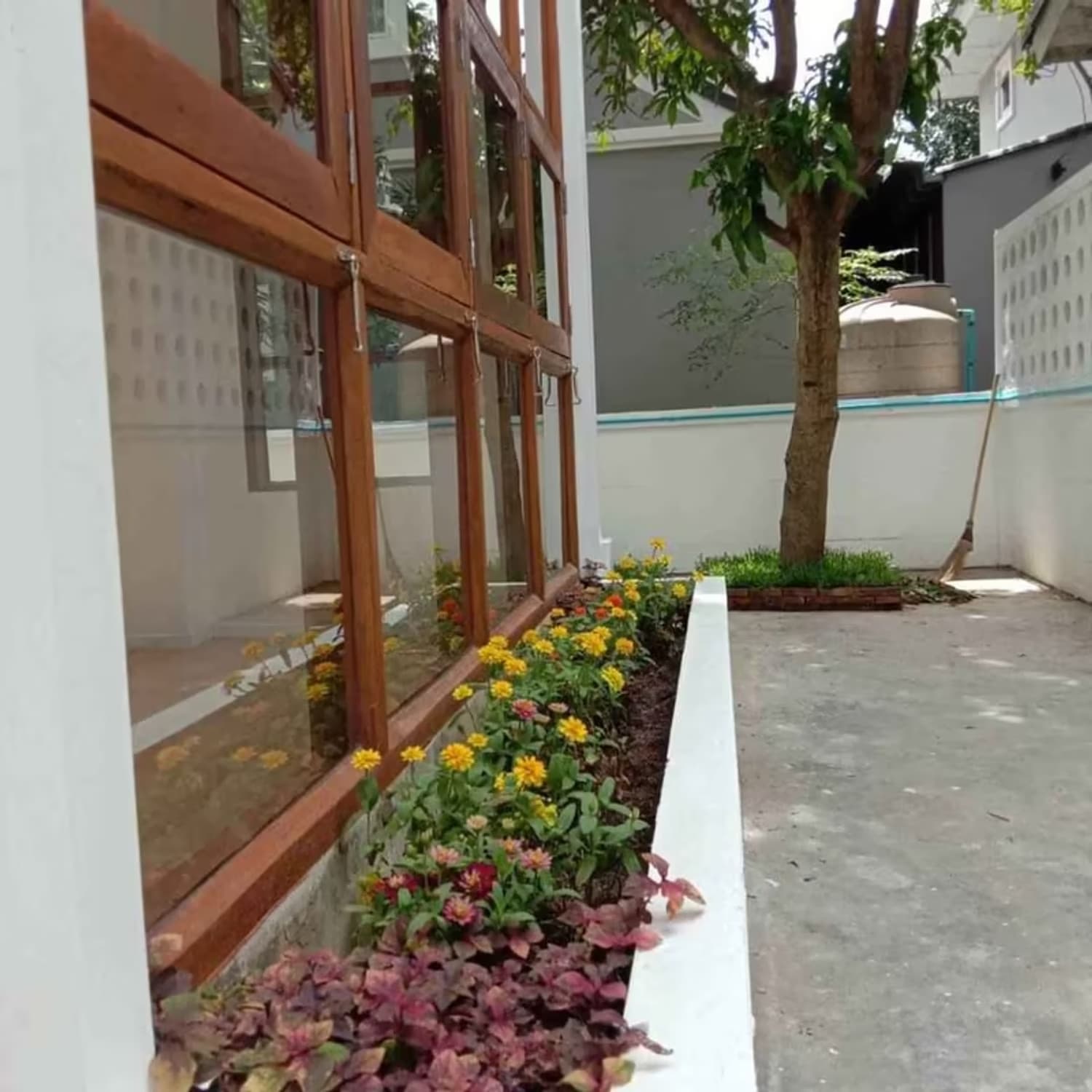 3 Bedroom House - Image 5