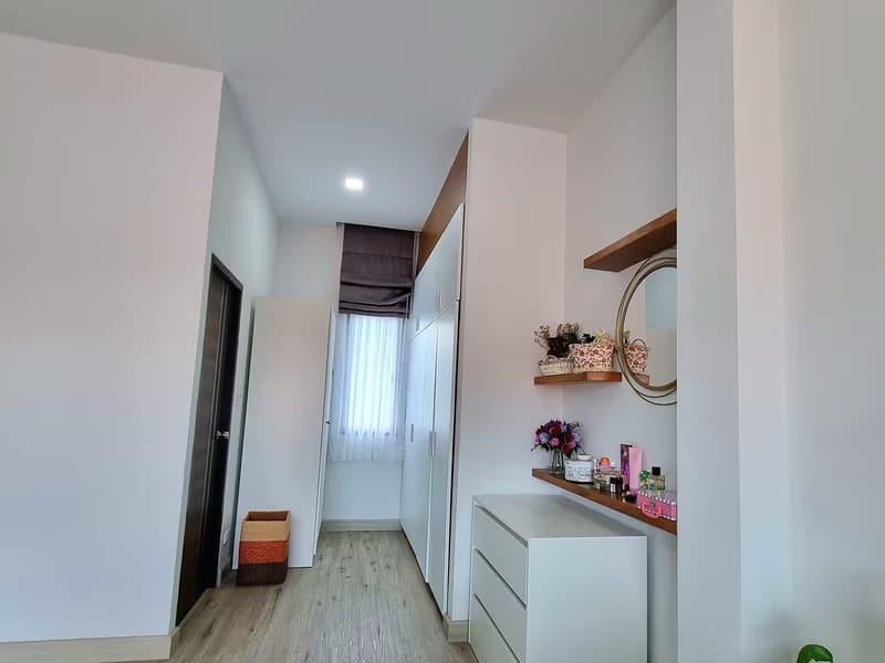 4 Bed House for Sale in Mueang Chiang Mai