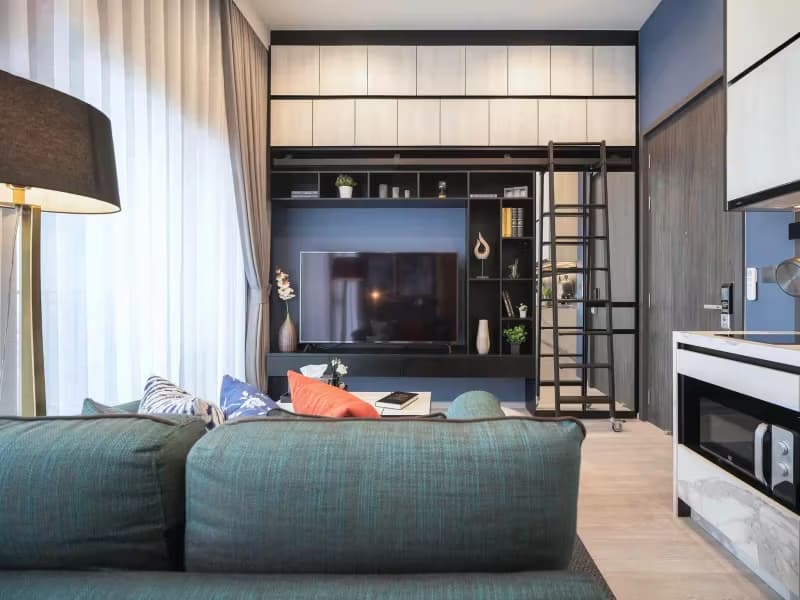 1 Bedroom Condo