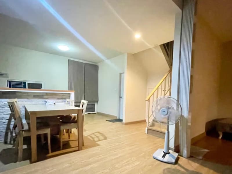3 Bed House for Rent and Sale in Bang Phli
