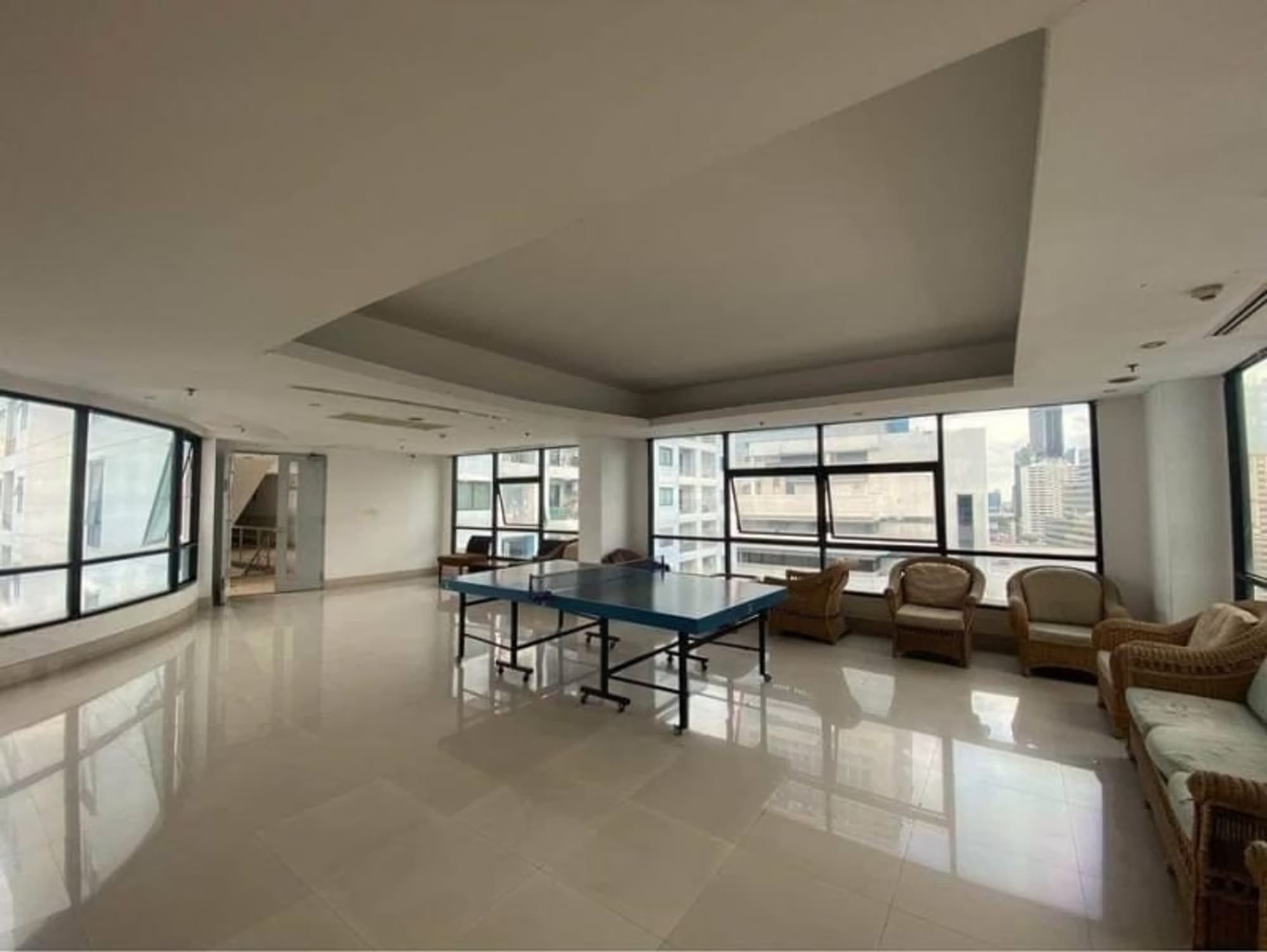 Condo for Rent at Supalai Premier Asoke - Image 9
