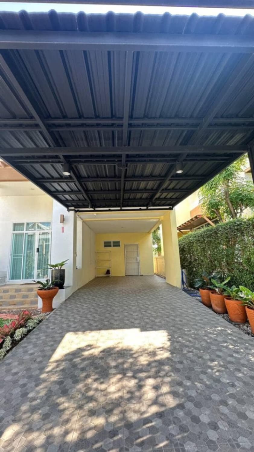 4 Bed House for Rent and Sale in Mueang Chiang Mai - Image 3