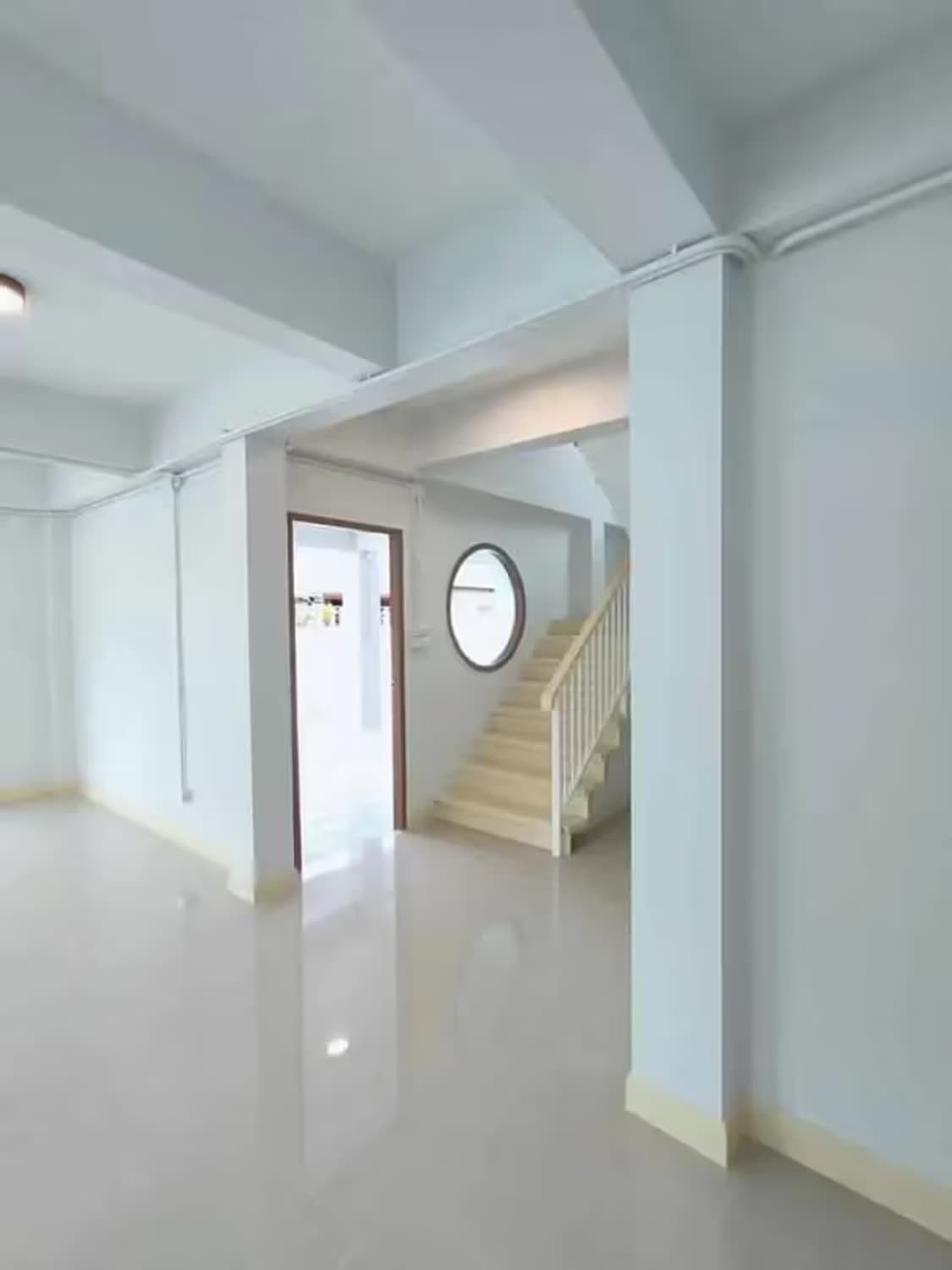 4 Bedroom House - Image 13