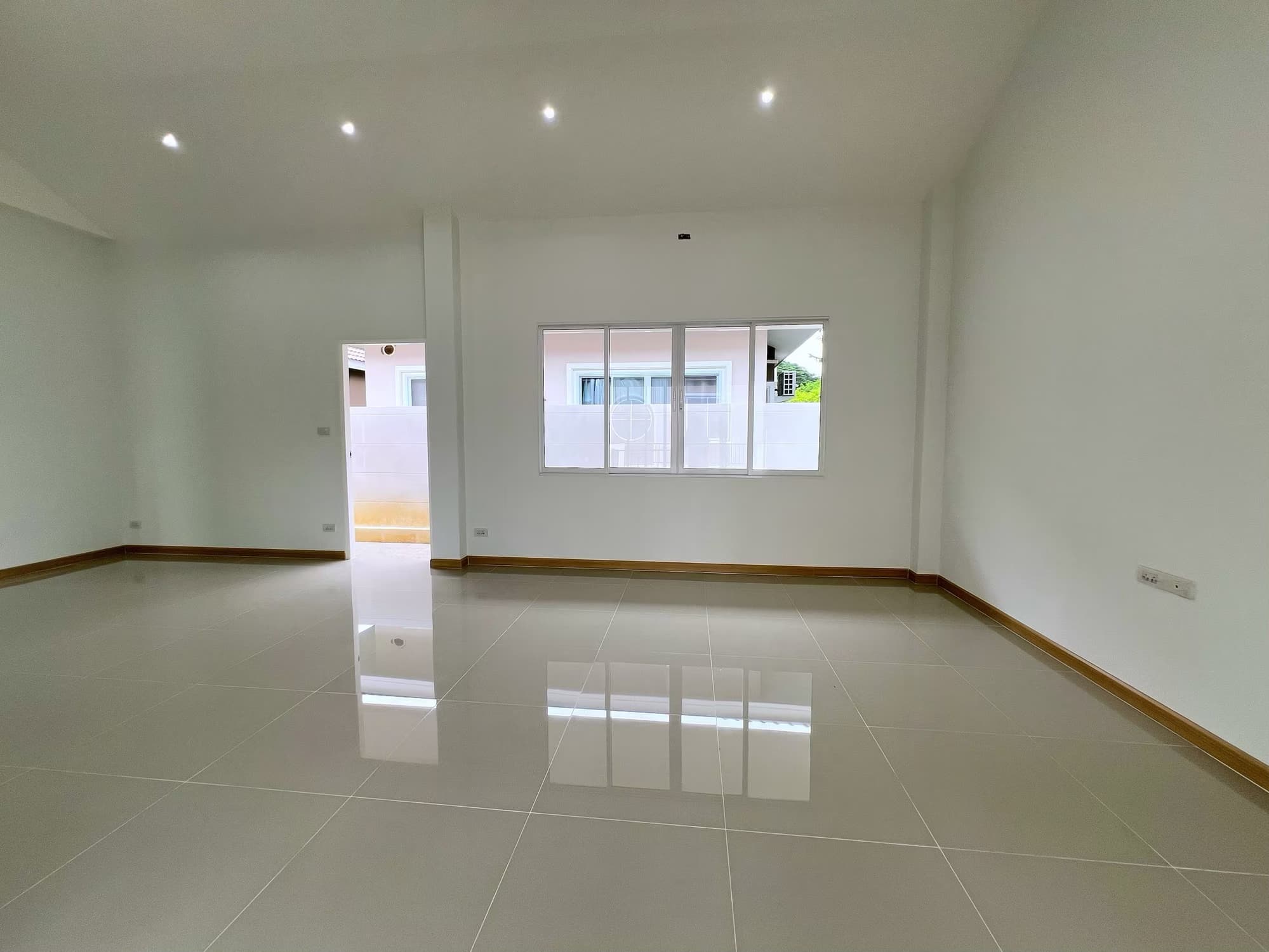 3 Bed House for Sale in Saraphi - Image 10