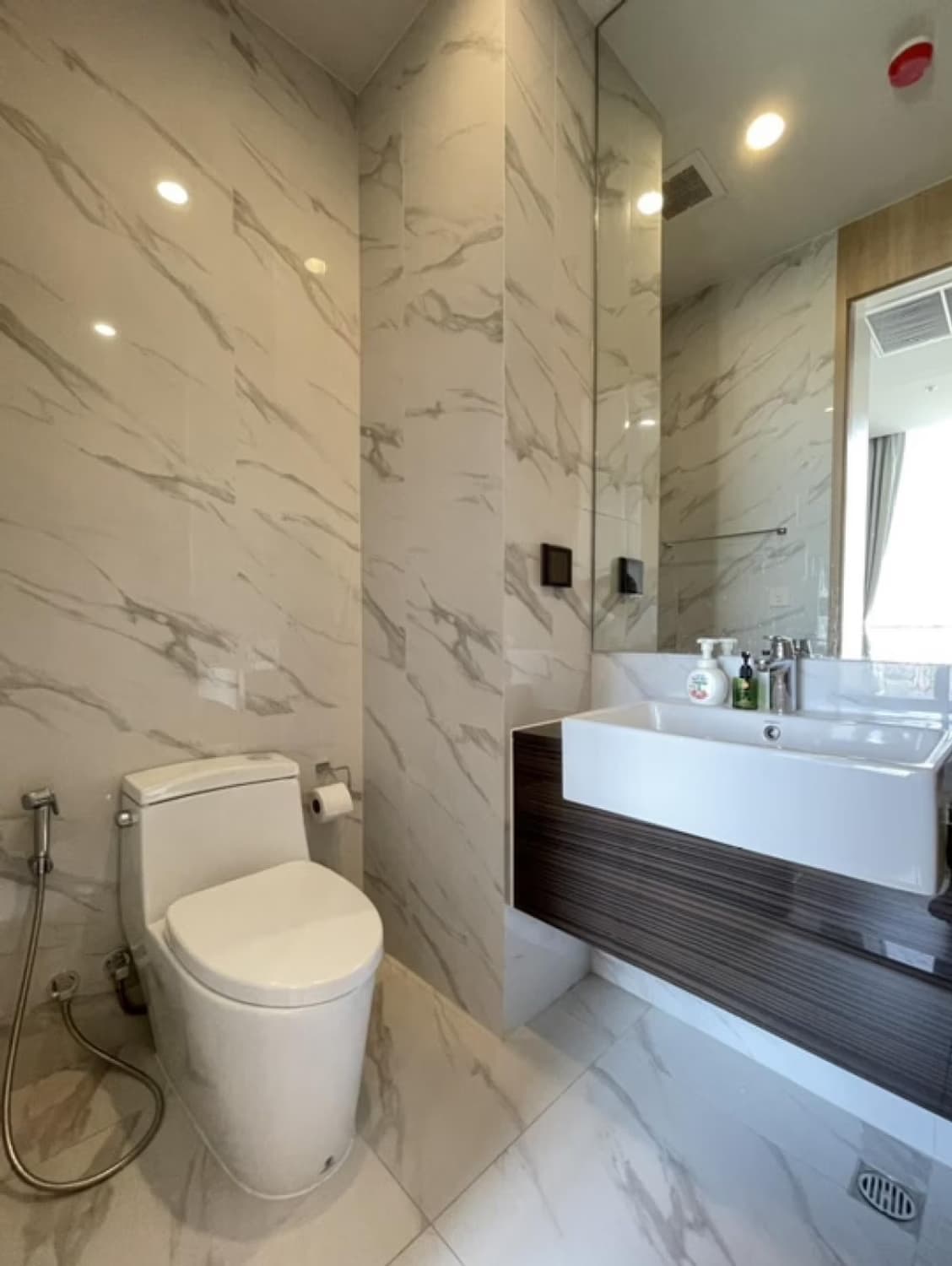 1 Bedroom Condo Rent,Sale - Image 13